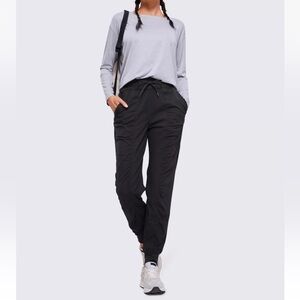 CRZ Yoga lightweight workout joggers with thick elastic waist in black. Size S